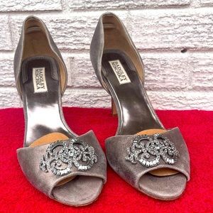 Badgley Mischka Women's Giana II D'Orsay Pump, Pewter Metallic Suede